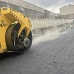 У Львові на 400-метровій ділянці вулиці Залізничної уклали нижній шар асфальту