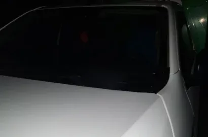 Службовий автомобіль «Миколаївобленерго» після влучання ворожого FPV-дрона