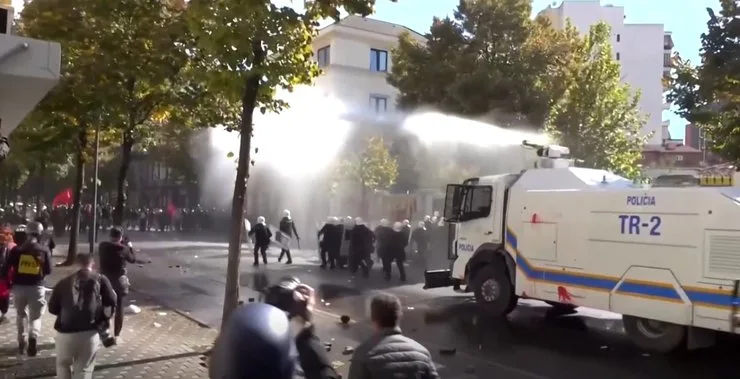 протесты в Албании 17 октября