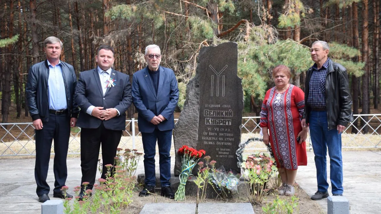 Малу Перещепину відвідав болгарський посол