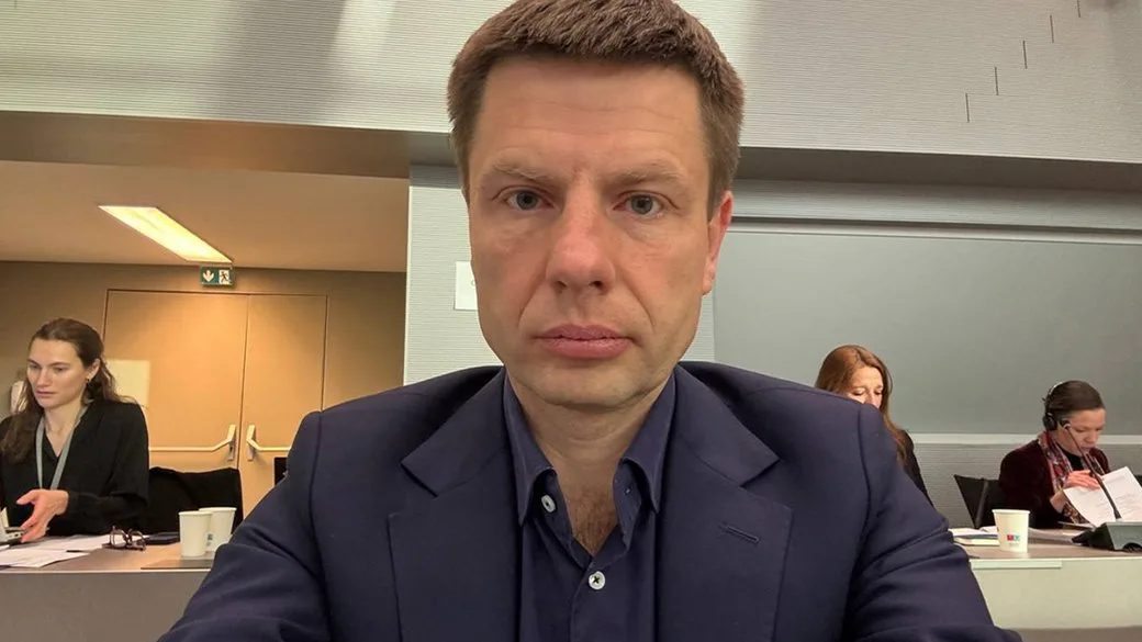 «Європейська солідарність» припинила співпрацю з нардепом Олексієм Гончаренком