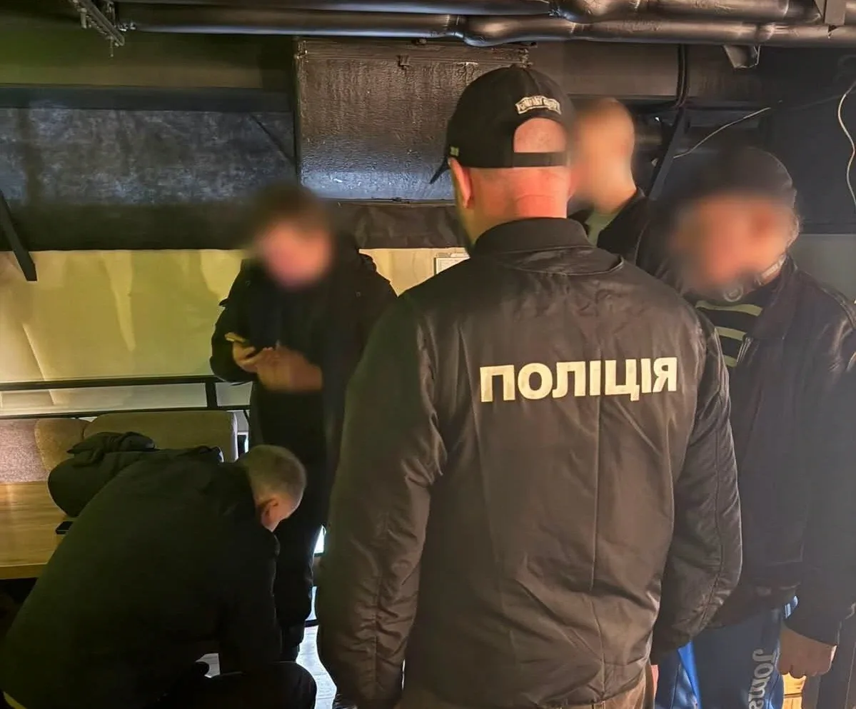 Підозра адвокату: На Київщині затримано ділка, що оцінив ухилянтство у мільйон