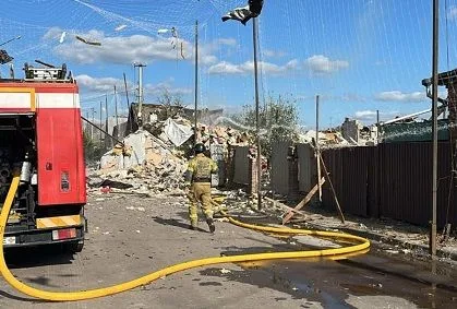 Окупанти РФ обстріляли 14 населених пунктів Сумщини минулої доби, є поранені мирні жителі та руйнування цивільної інфраструктури