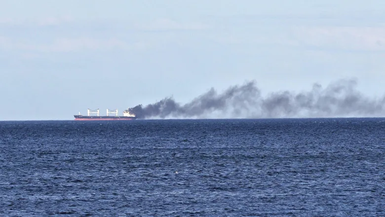 У Чорному морі біля Румунії затонуло судно, три члени екіпажу зникли безвісти