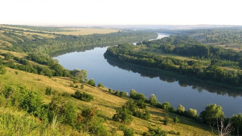 В Украине ограничивали использование воды в 14 областях: грозит ли украинцам дефицит питьевой воды
