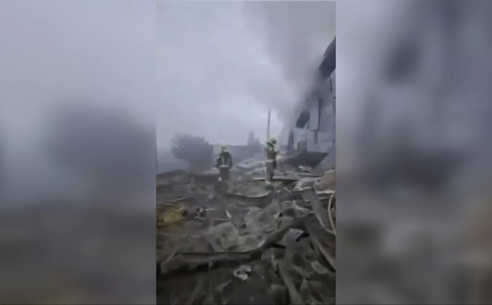 В Ровно во время атаки РФ повреждено большой ТЦ: в соцсетях пишут об "Экваторе"