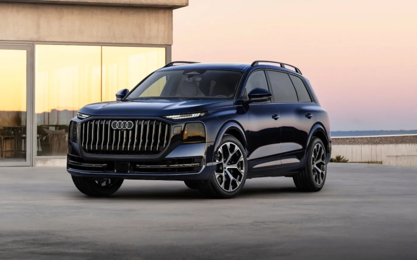 Новий Audi Q9: флагманський кросовер преміумкласу вже в Україні