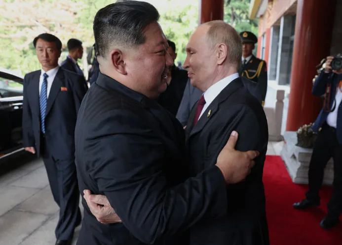 FT: China is outraged by the rapprochement between North Korea and Russia