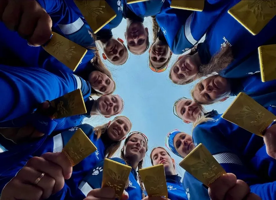 Українки вибороли золото чемпіонату світу з веслування на "Драконах"