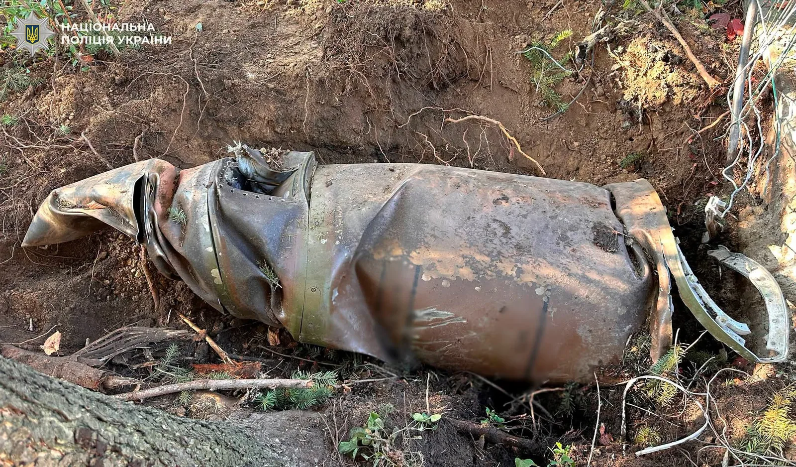 У Києві знешкодили дві бойові частини ракет «Іскандер-М» вагою близько тонни У Києві знешкодили дві бойові частини ракет «Іскандер-М» вагою близько тонни