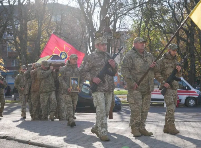 На Роменщині попрощалися із загиблим захисником Костянтином Соловйом