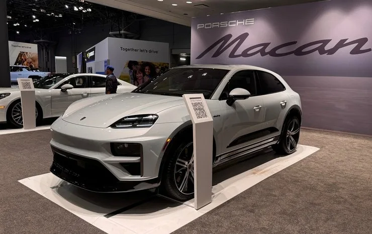 Автомобиль Porsche Macan