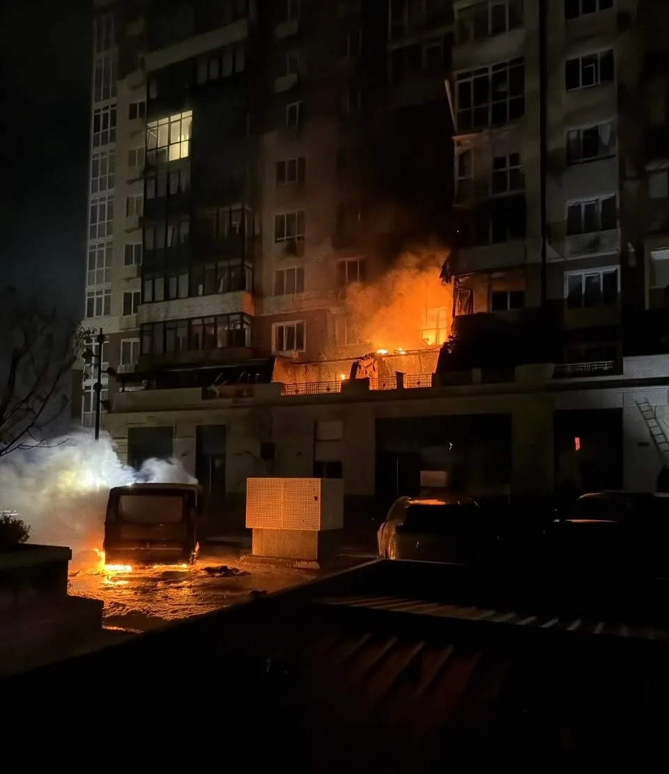В Умані та Черкасах впали БпЛА. Є наслідки (ФОТО)
