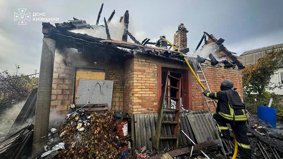 На Київщині через російські удари постраждала людина (фото, відео)