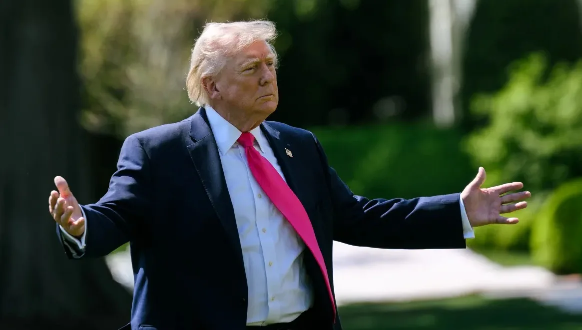 "Нам нужно убедить Зеленского": Трамп отреагировал на нарушение "энергетического перемирия" (видео)