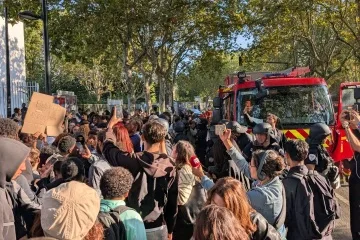 У Франції протестують старшокласники, понад 600 затриманих