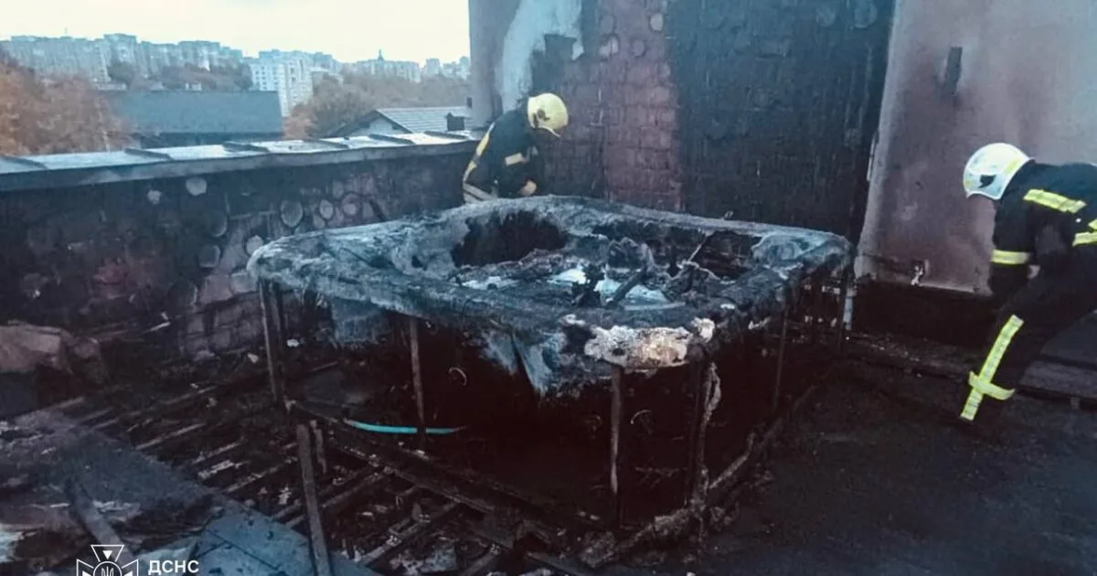 На Львівщині горіли два житлові будинки: що відомо