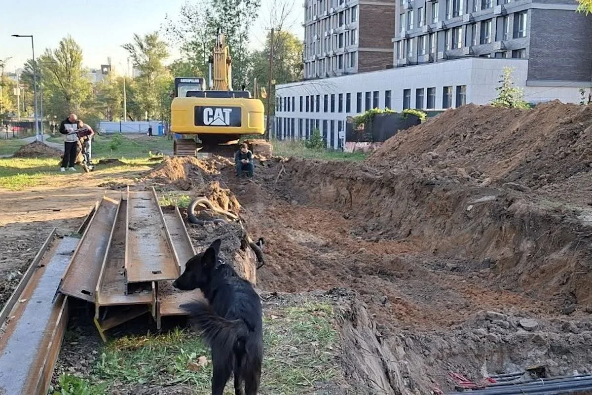 Теплотрасу на Теремках будує за 1,3 млрд фірма, пов’язана з забудовником садиби Зеленських