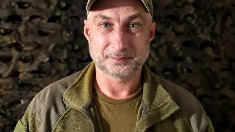 «Прокидайся!»: як голос дружини серед ночі урятував життя бійцю «Термінатору» 
