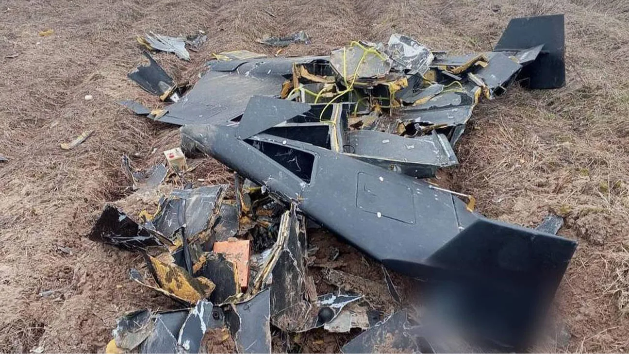Росіяни атакували ракетою та 180 БпЛА, 152 дрони ППО знешкодила