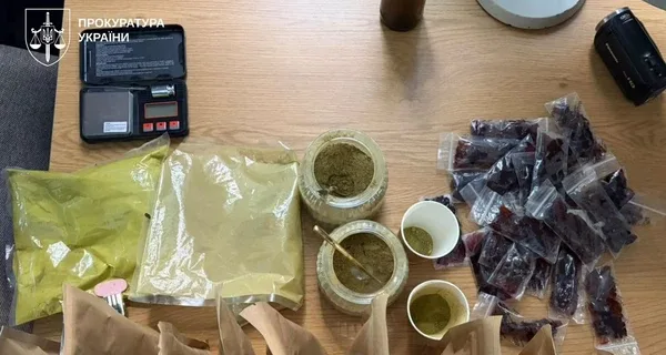 Чай с кратомом, мармелад и печенье с каннабисом - в Киеве и Запорожье разоблачили наркобизнес в кафе