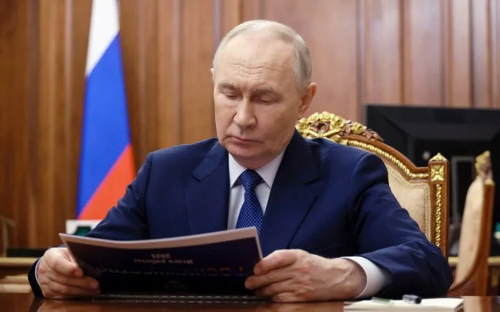 The Telegraph: Через проблеми Росії з наступом Путін може посилити терор Києва і удари по мостах