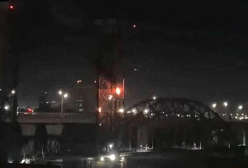11 жовтня дрони у Ростові-на-Дону атакували Західний міст (який є автомобільним і залізничним мостом) та один із найважливіших мостів у місті — Ростовський залізничний розвідний міст.