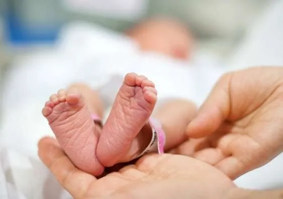 Минулого місяця у Золотоноші народилося 18 малюків