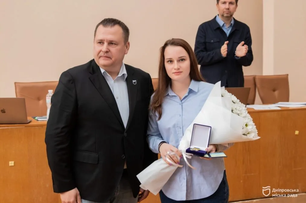 Працюють, щоб у місті було нормальне життя. Філатов вручив нагороди лікарям та колективам університетів Дніпра - 28.10.2026