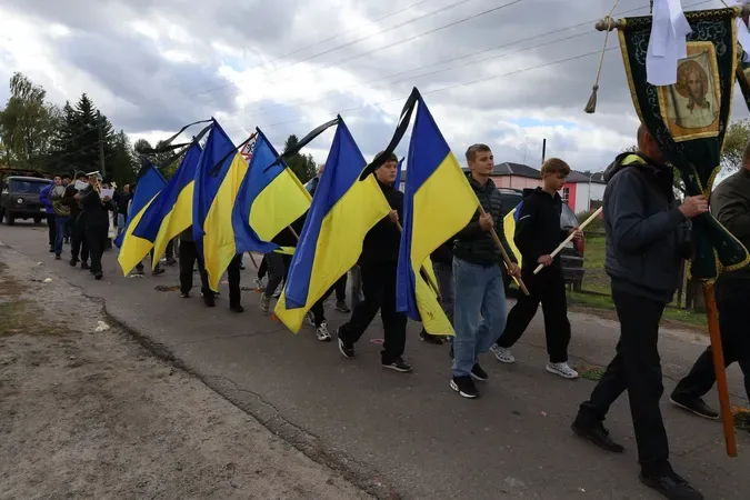 На Волині громада попрощалася із 30-річним Героєм Романом Пилипчуком (фото)