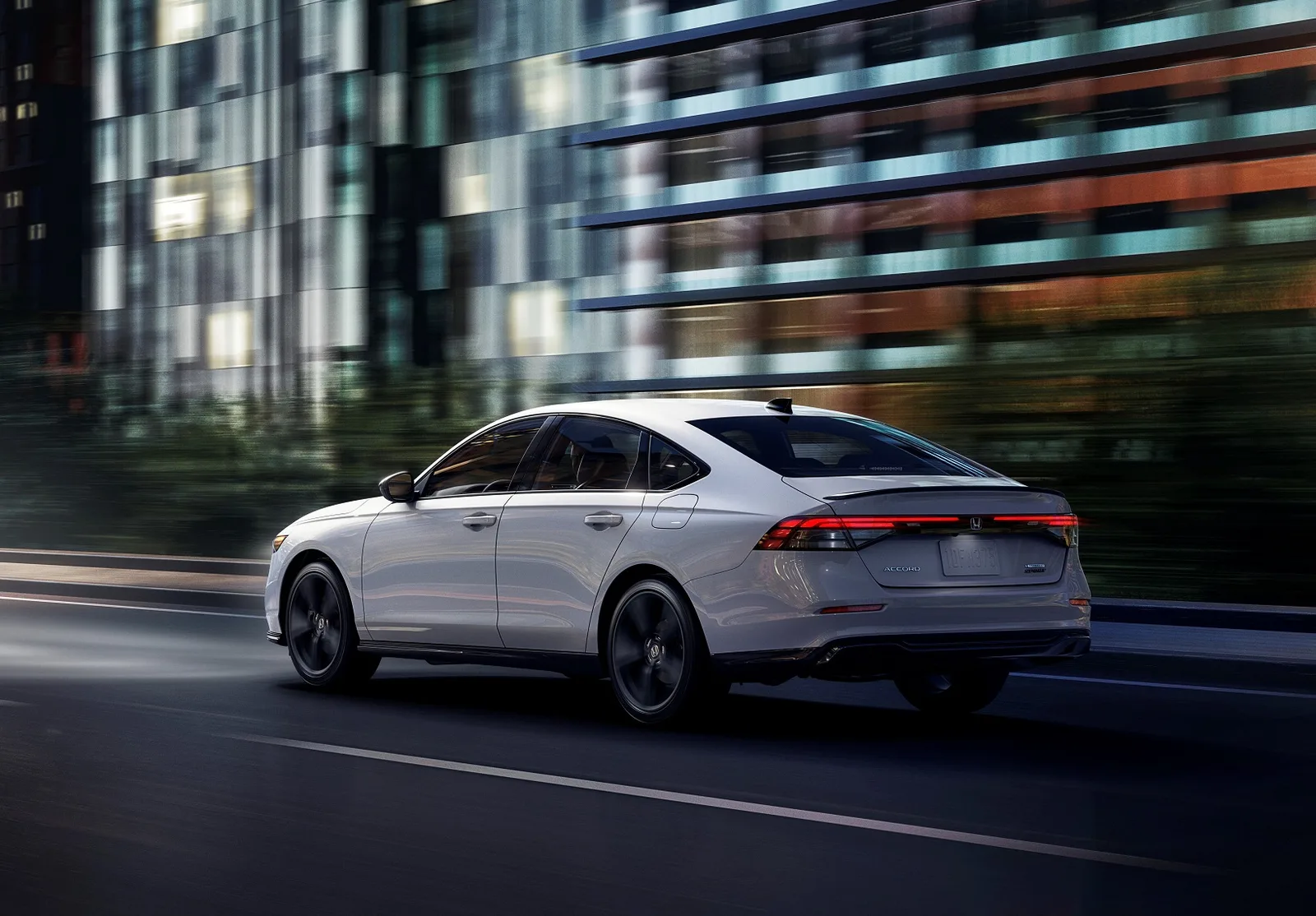 Honda вернет Accord в необычном кузове: седан превратят в универсал-кроссовер