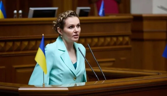 Пахне смаженим: Анна Скороход пообіцяла оприлюднити нові матеріали про проблеми морської галузі