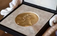 Названы лауреаты Нобелевской премии 2026 по физиологии и медицине