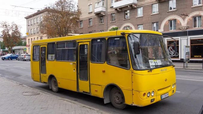У Тернополі призупинили рух сезонного автобуса №33