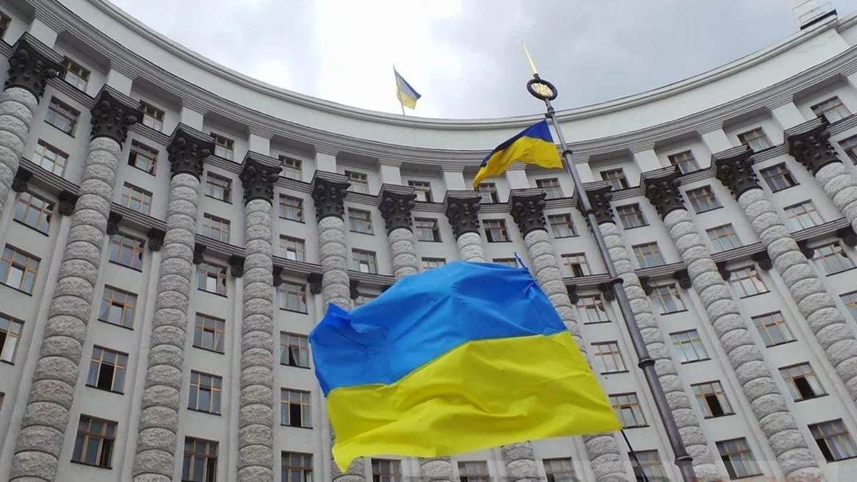 Кабмін доручив переглянути галузеві й регіональні критерії критичності підприємств протягом 10 днів