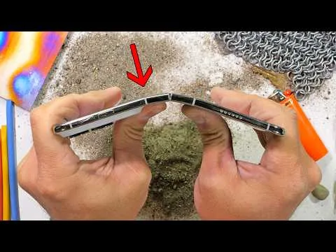 iPhone Duo: тест на прочность