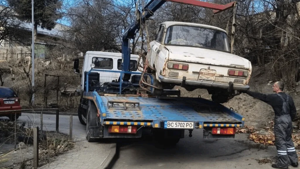 Повернення тіл загиблих, зміни для водіїв і культурні події Львова: головні новини дня - 2