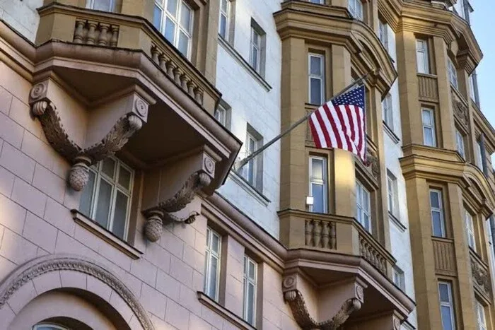 США закликають своїх громадян виїхати з РФ через ймовірний спалах легеневої чуми