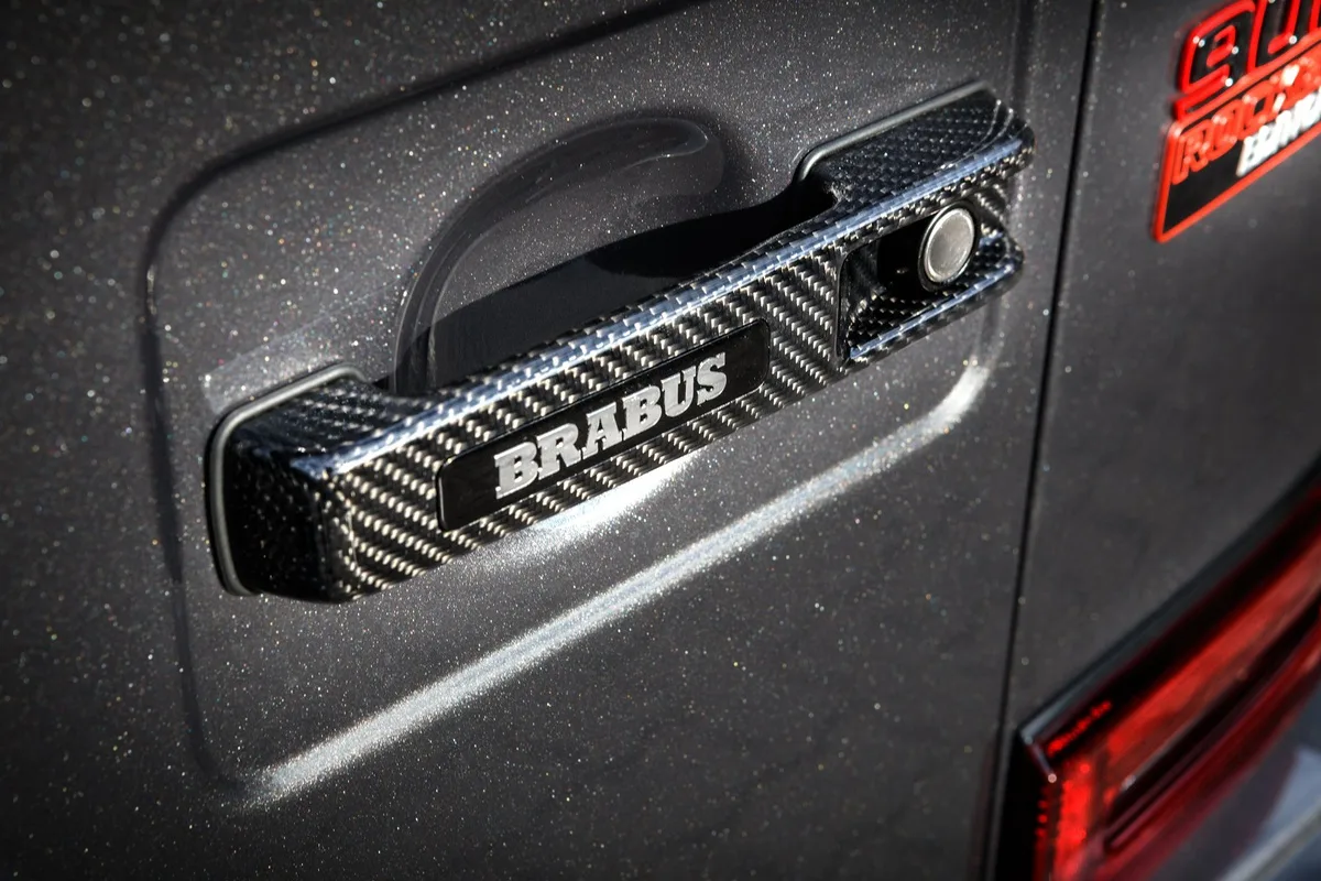 Дверная ручка с логотипом Brabus
