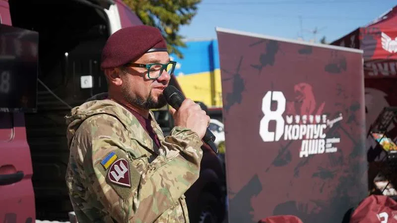 Що відбувається у центрі Чернівців зараз: фоторепортаж з Дня міста