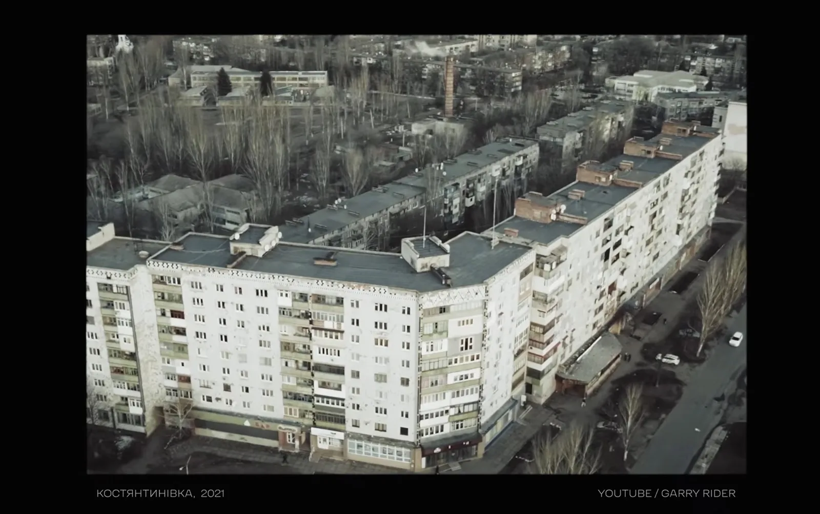 Костянтинівка до повномасштабного вторгнення Росії, кадр із документального фільму “Божевілля. Костянтинівка”. Фото: 24 ОМБр