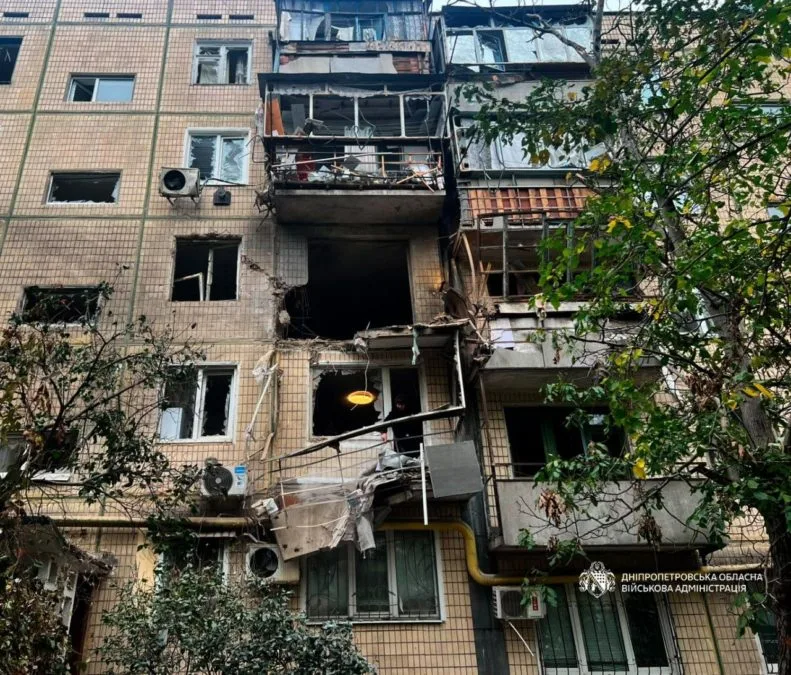 Загиблий і двоє поранених: майже 30 разів ворог атакував Дніпропетровщину - 16.10.2026 Загиблий і двоє поранених: майже 30 разів ворог атакував Дніпропетровщину - 16.10.2026
