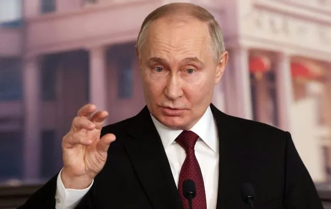 Путин цинично пообещал ответ Украине за удары по НПЗ