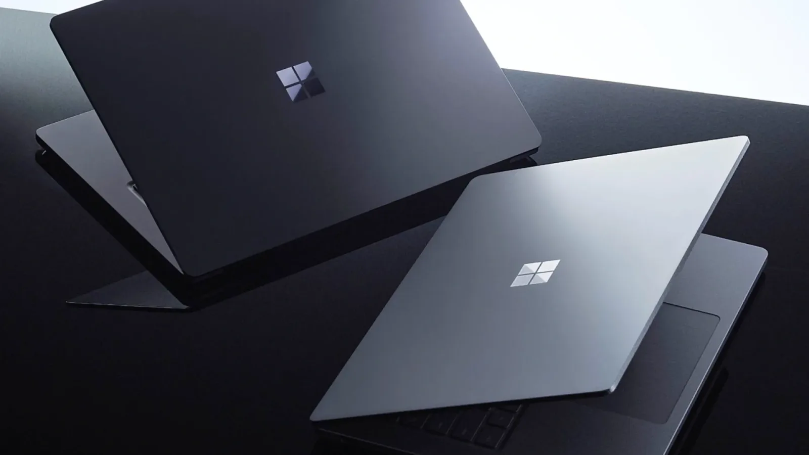 Microsoft платить до 1000 доларів власникам MacBook Pro за перехід на Surface