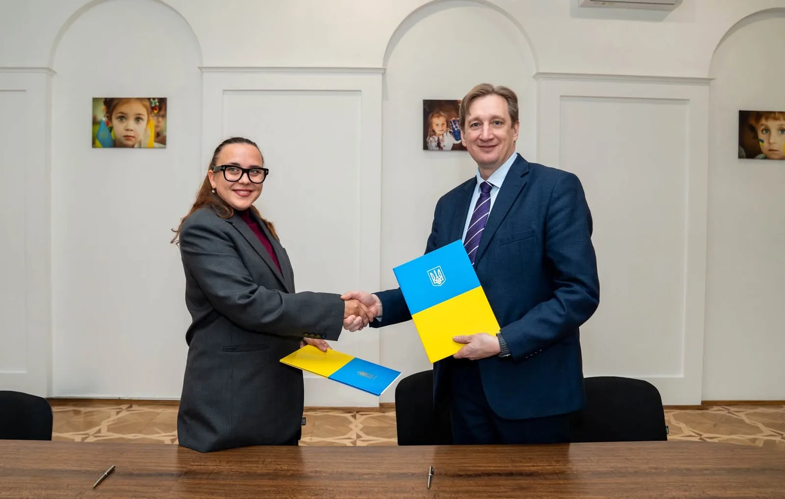 Освітній холдинг А+ та МОН підписали меморандум про співпрацю