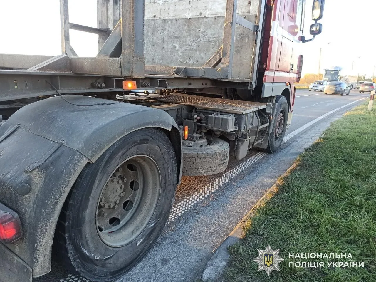 На Стрийщині в ДТП з автопоїздом загинув мотоцикліст - 11