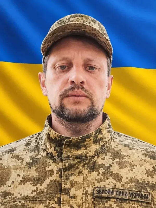 У Жовківській громаді попрощаються з полеглим захисником Ярославом Кунинецем