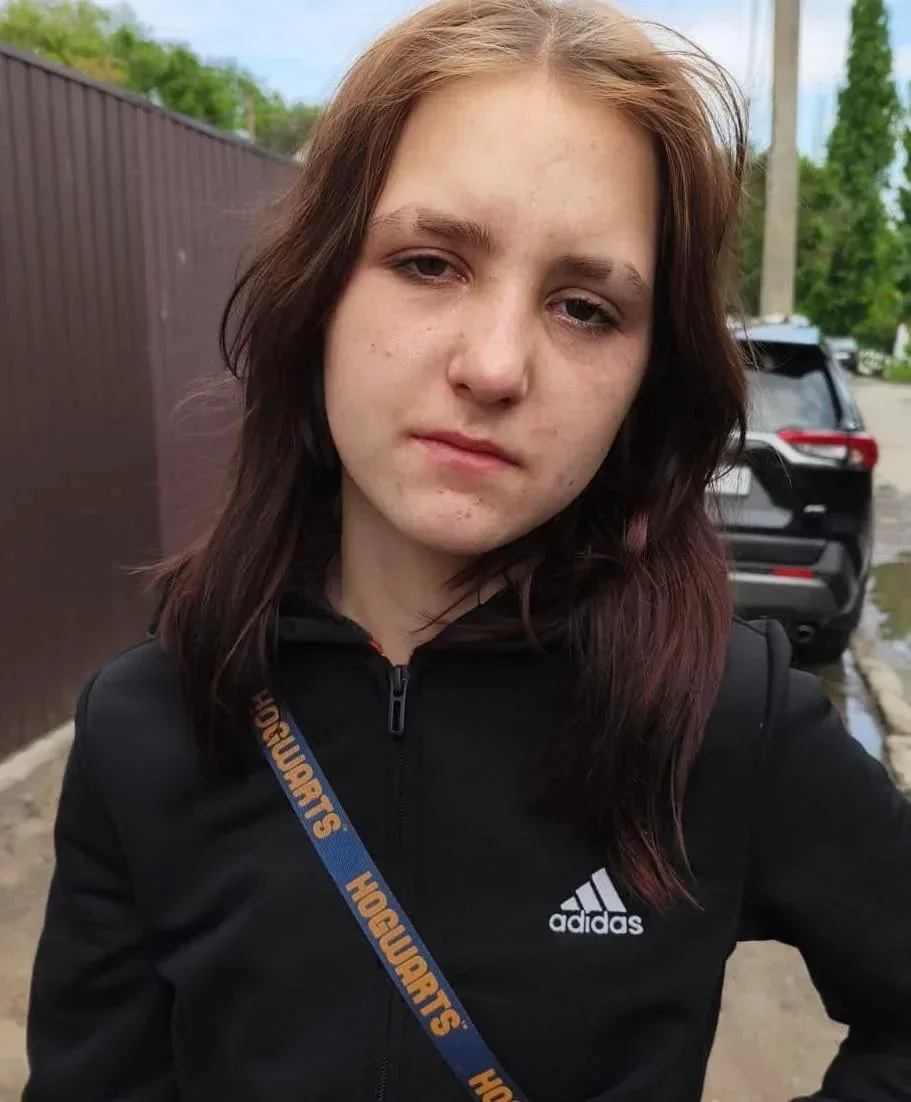 Пішла з медичного закладу 8 жовтня: у Білгород-Дністровському районі розшукують 15-річну дівчину