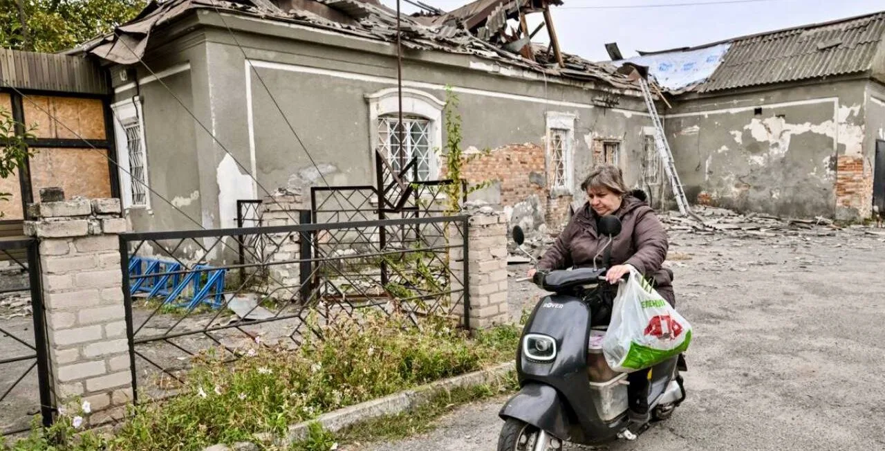 Щоденні обстріли та брак ліків: як живе прифронтова Біленьківська громада (ФОТО)