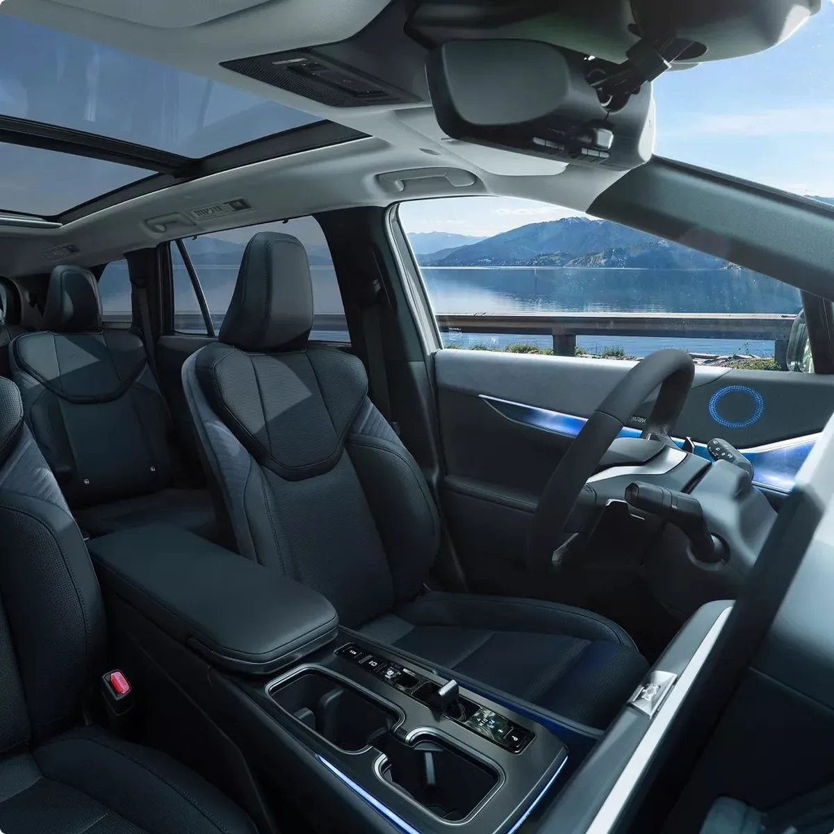 Салон Lexus TZ, три ряда сидений